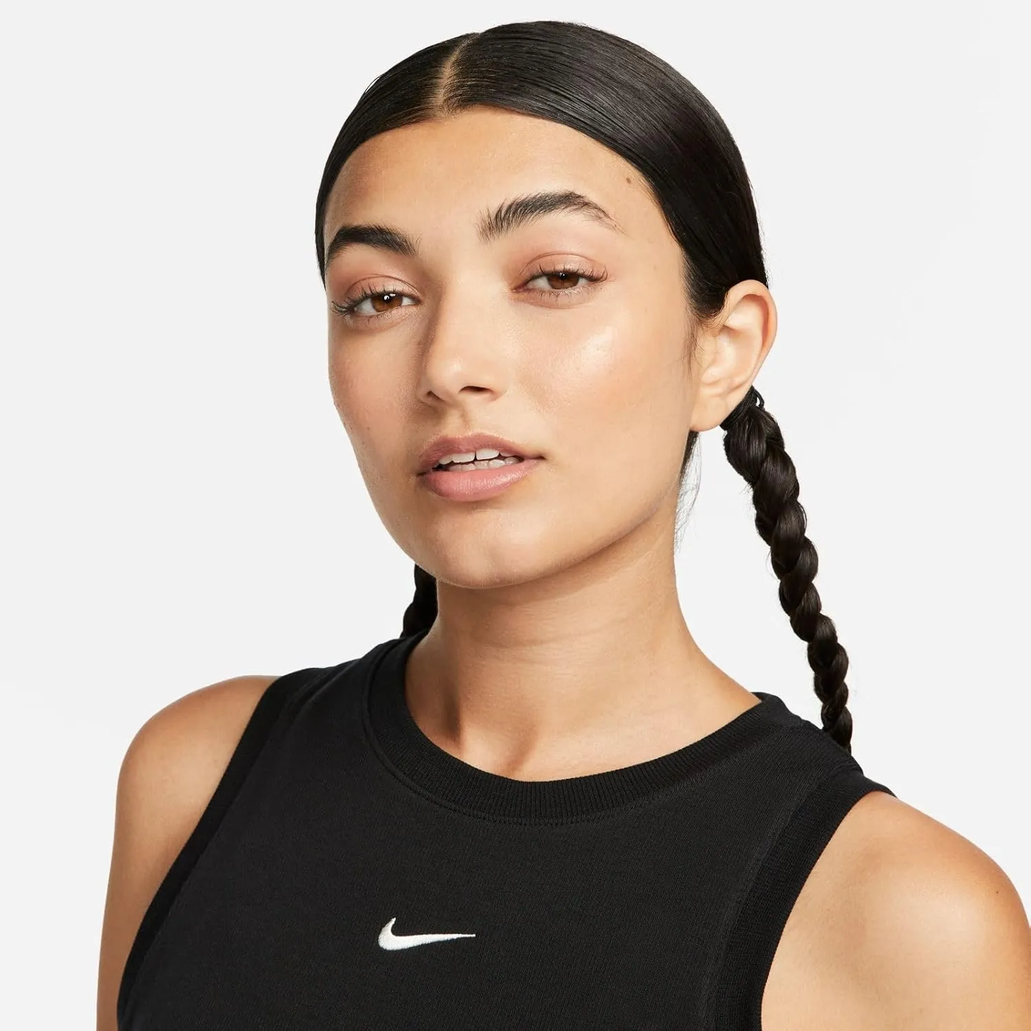 Nike Women's Sportswear Chill Knit Tight Cropped Mini-Rib Tank Top