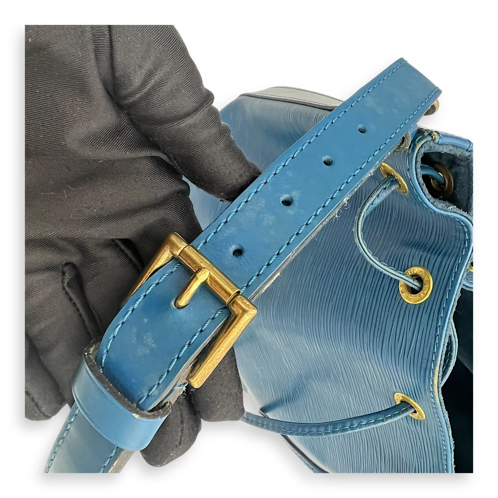 Noe Bucket Bag Blue in Epi Leather, Gold hardware