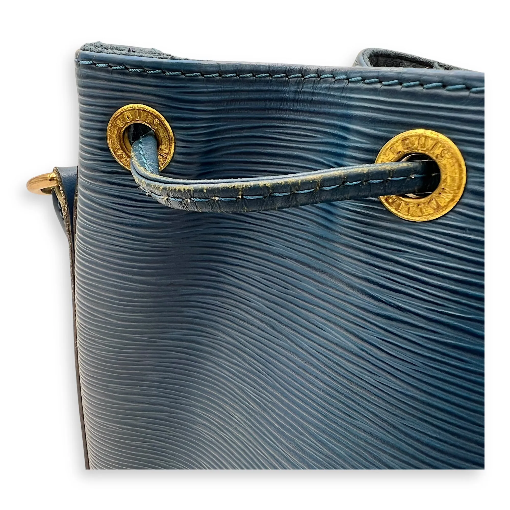 Noe Bucket Bag Blue in Epi Leather, Gold hardware