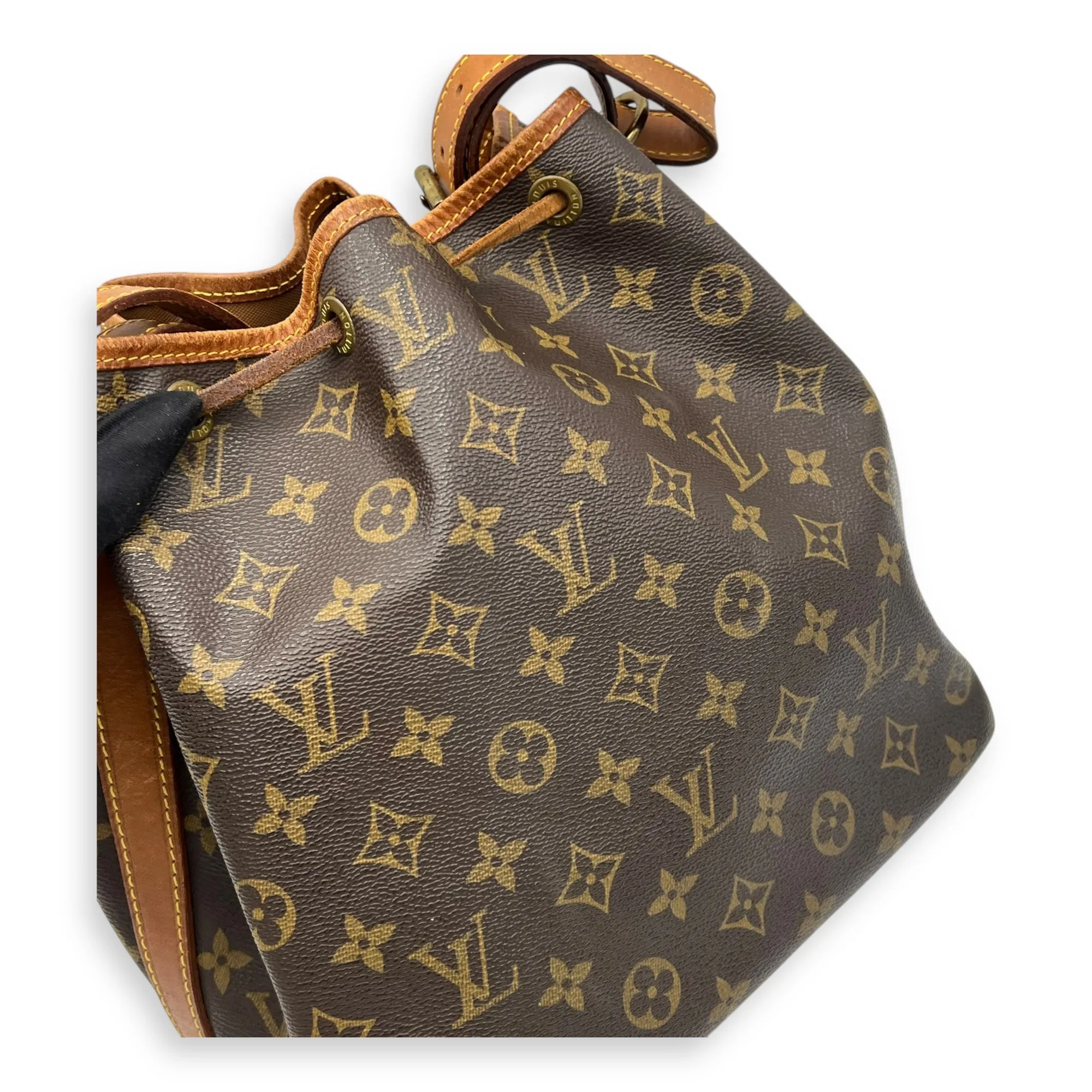 Noe Petit Brown Bucket Bag in Monogram Coated Canvas, Gold hardware