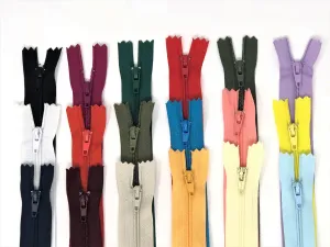 Nylon Zippers 20 Inches Coil #3 Closed Bottom