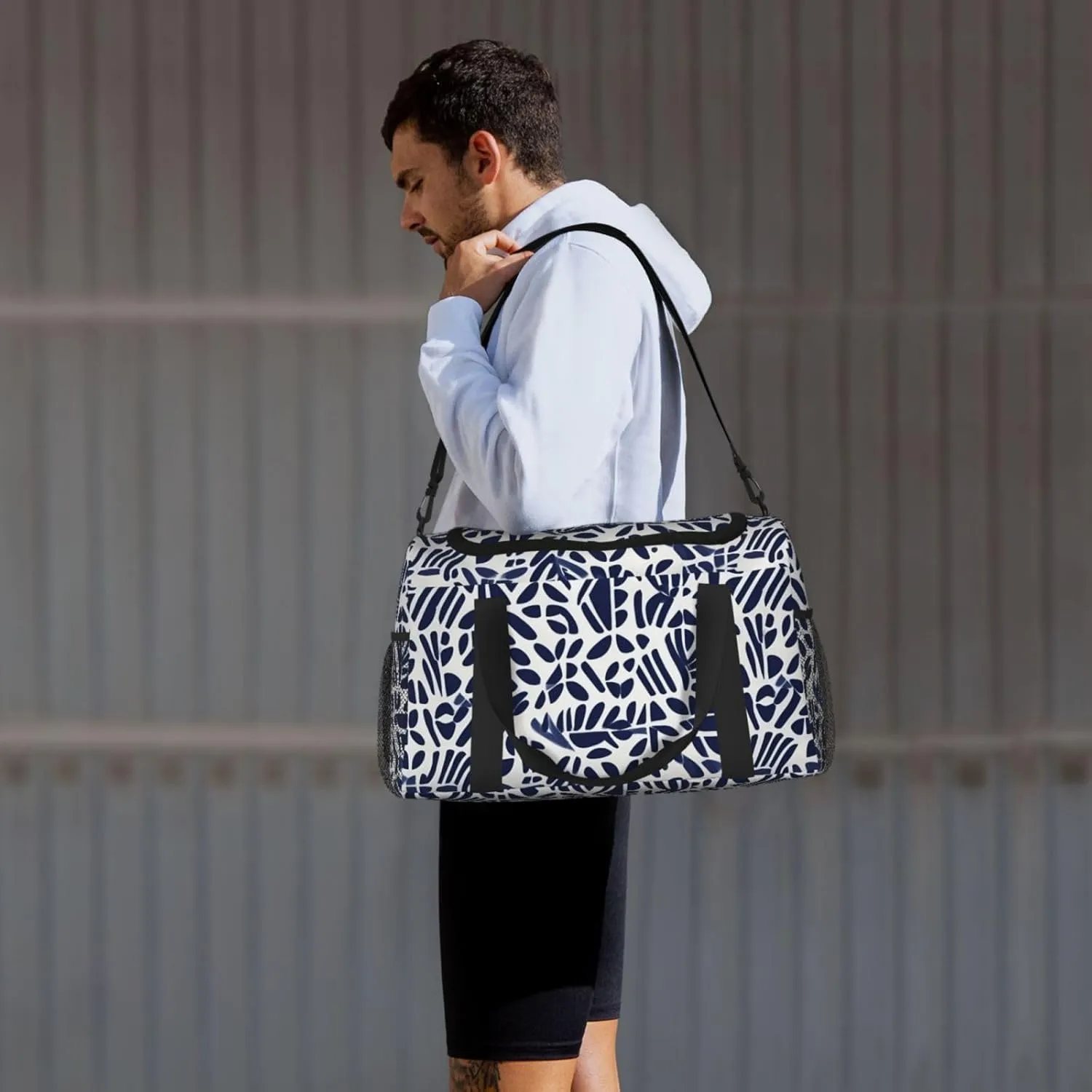 Polynesian Tribal Pattern Travel Duffel Bag With Zippers And Handles, Big Foldable Duffle Bag For Family Vacations