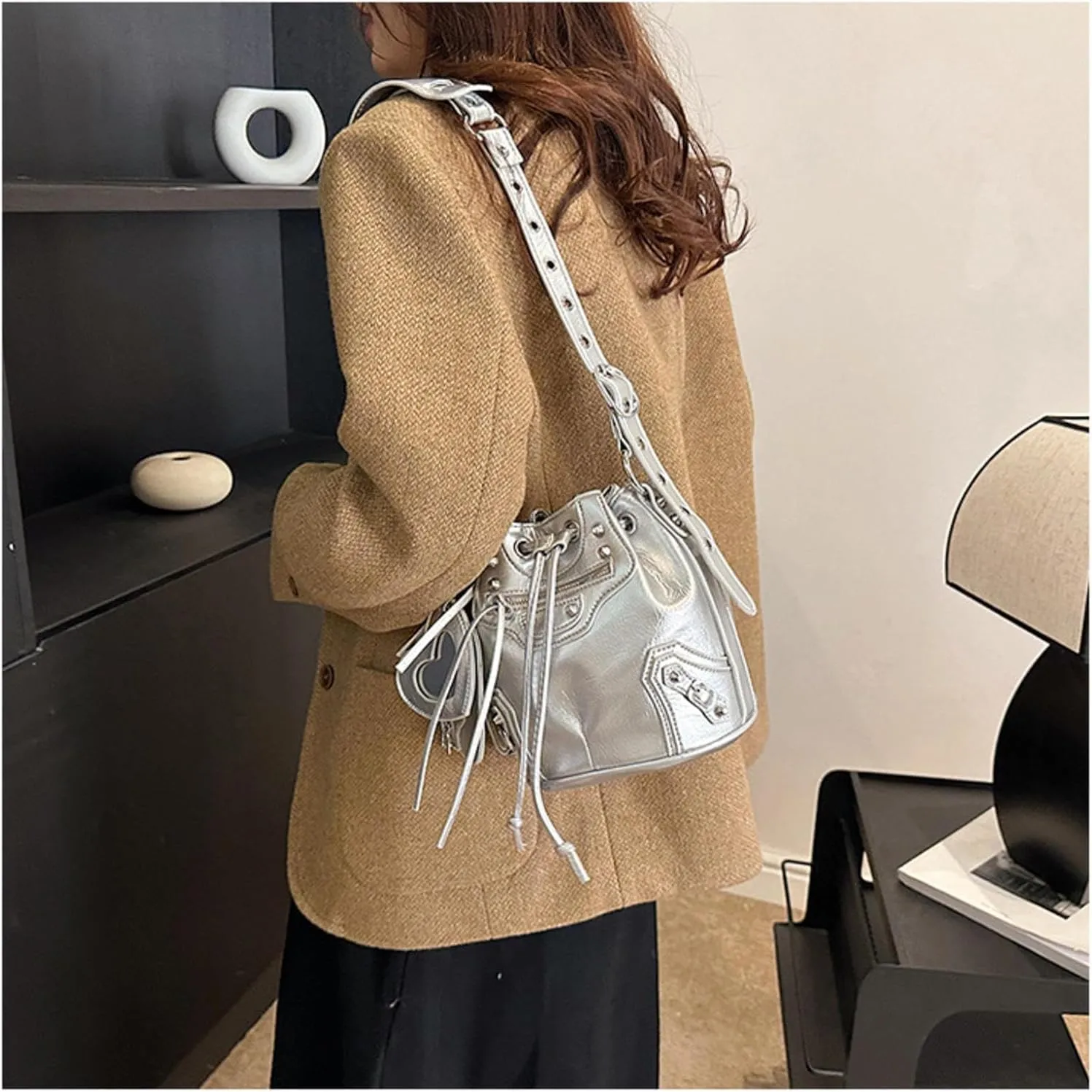Punk Style Design Bucket PU Leather Crossbody Bag Rivet Motorcycle Shoulder Purses And Handbags Bolsa Feminina