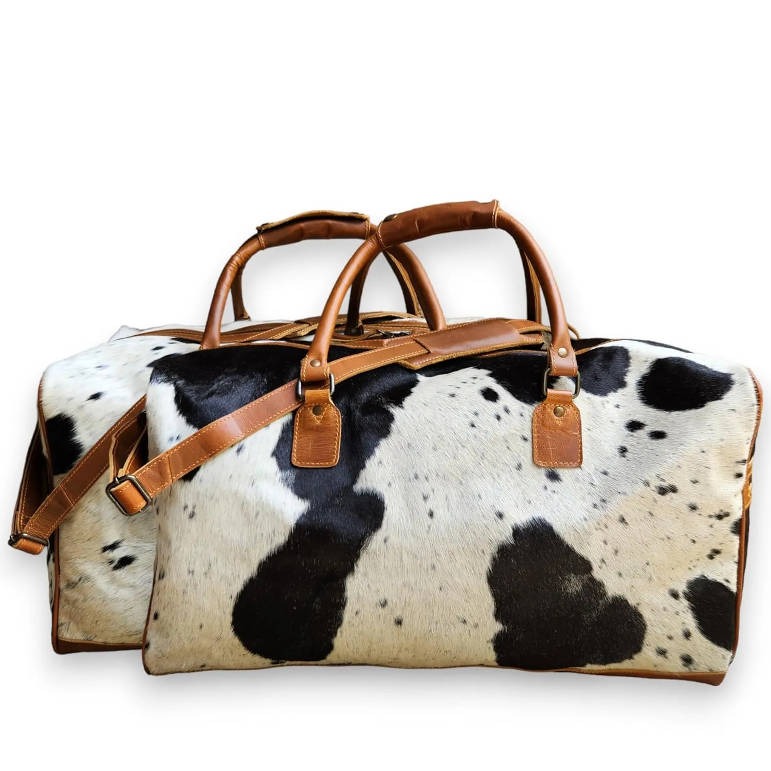 Ranch Junkie Highlands Large Genuine Cowhide Weekender Cowhide Duffel (Black Cowhide)