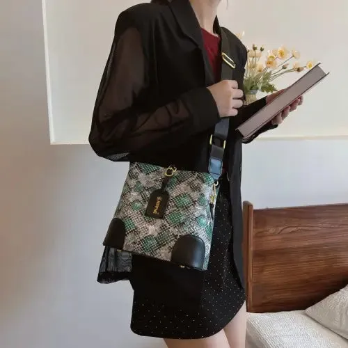 Sleek Leather Snakeskin Print Crossbody Bucket Bag