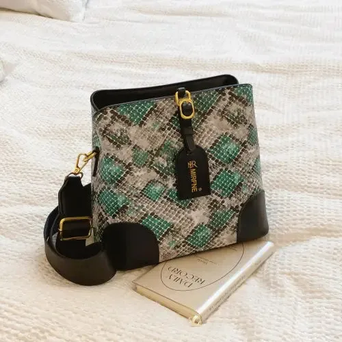 Sleek Leather Snakeskin Print Crossbody Bucket Bag