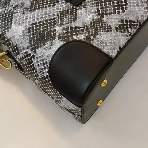 Sleek Leather Snakeskin Print Crossbody Bucket Bag