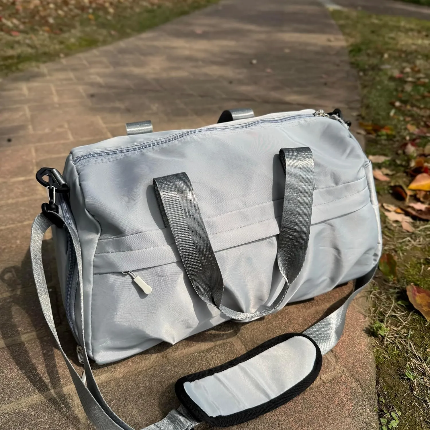Sports Gym Bag with Shoes Compartment and Dry Wet Separated Pocket Large-capacity Travel Storage Bag