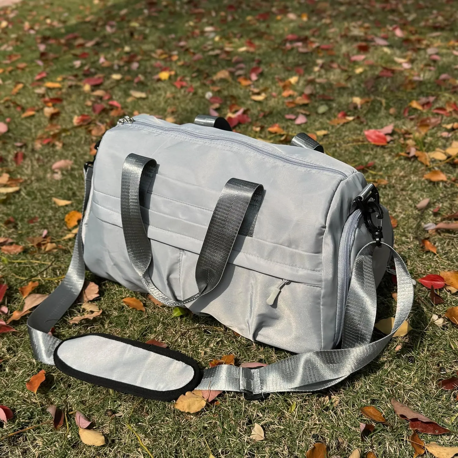 Sports Gym Bag with Shoes Compartment and Dry Wet Separated Pocket Large-capacity Travel Storage Bag