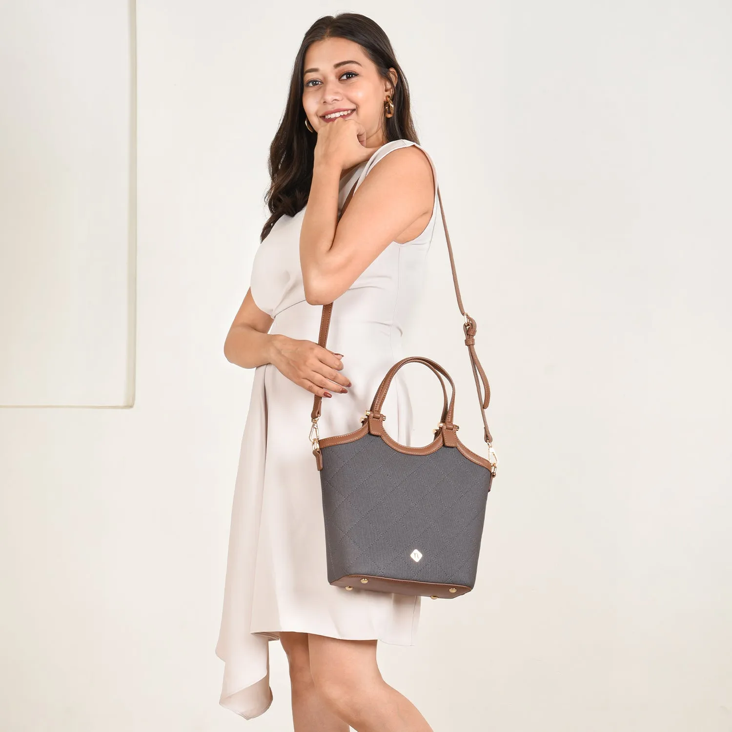 Terra Handbag With Sling