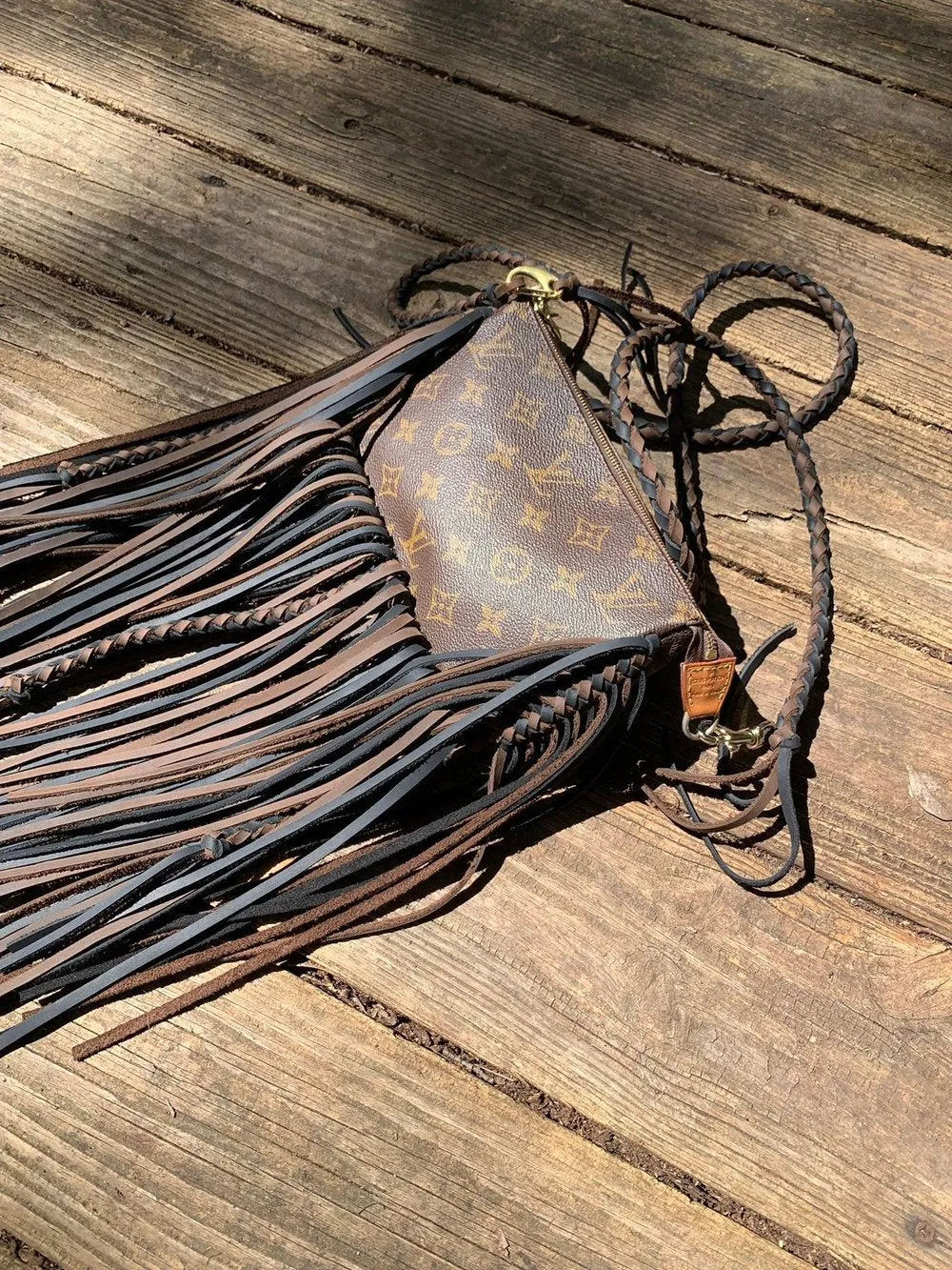 The Two Toned Pochette Fringed