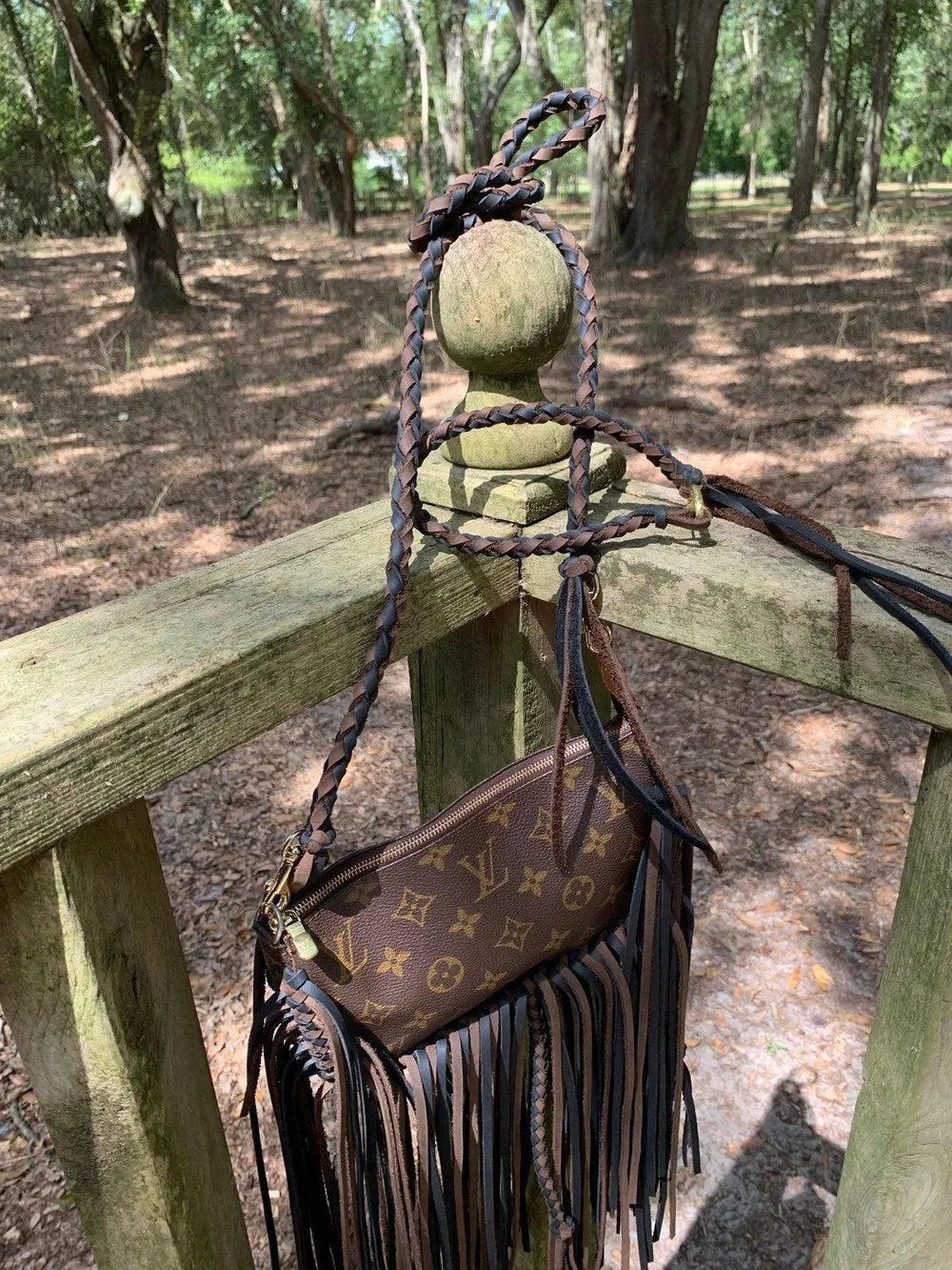 The Two Toned Pochette Fringed