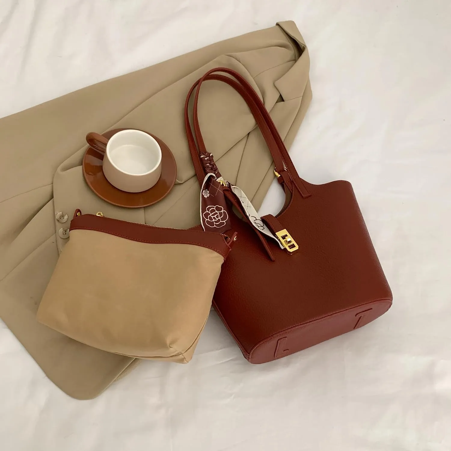 Vegan Leather Bucket Bag Designer Handbags for Women Hobo Bag 2 in 1 Scoop Neck Tote with Removable Pouch