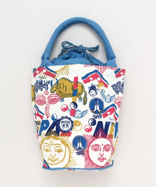 World Trip Bucket Bag