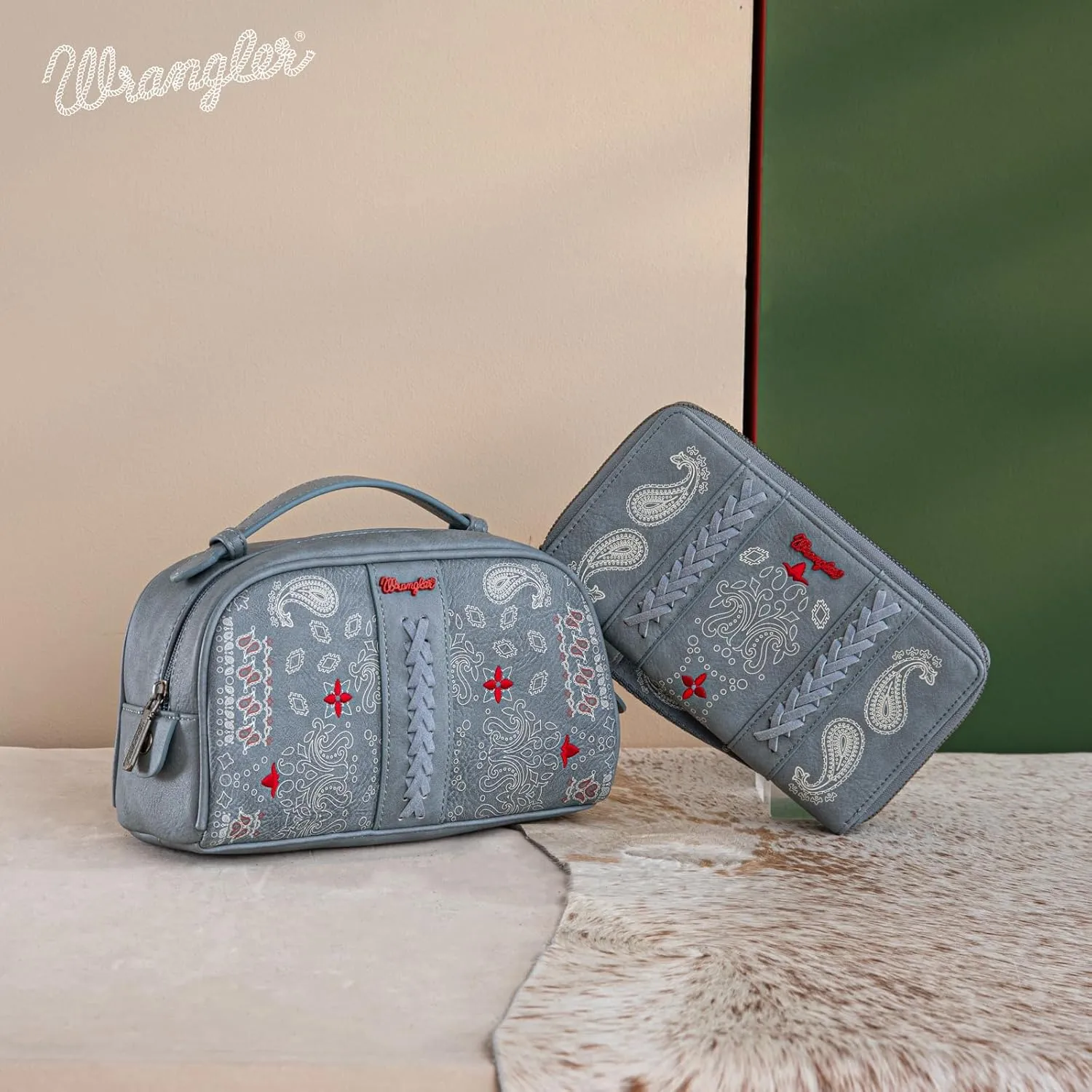 Wrangler Makeup Pouch Bag Mini Western Toiletry Purse Cosmetic Organizer Paisley Travel Pouch for Women